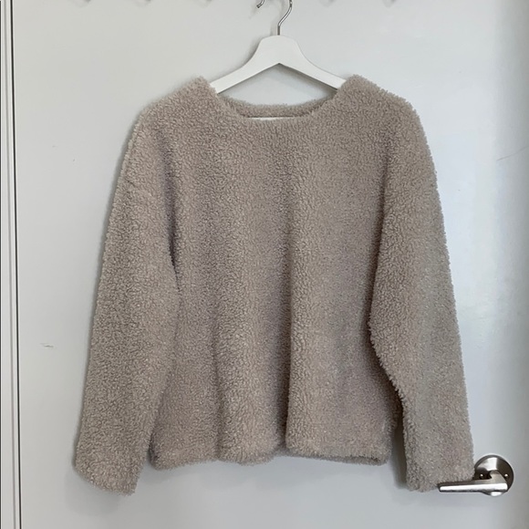 Uniqlo crew neck - Picture 1 of 2